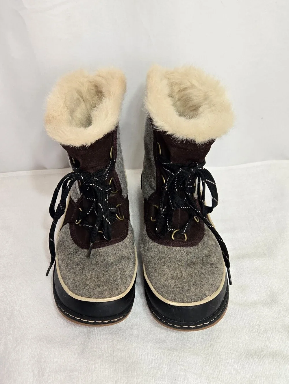 Sorel Women’s Size 9 Winter Snow Boots Gray Brown Faux Fur Waterproof Lace Up